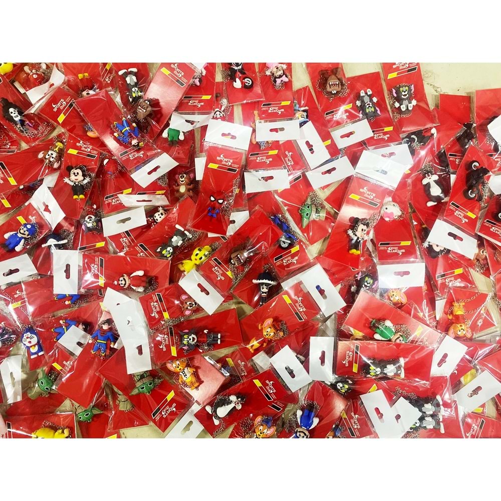 ARAÇ AYNA SÜSLERİ KARAKTER KARMA